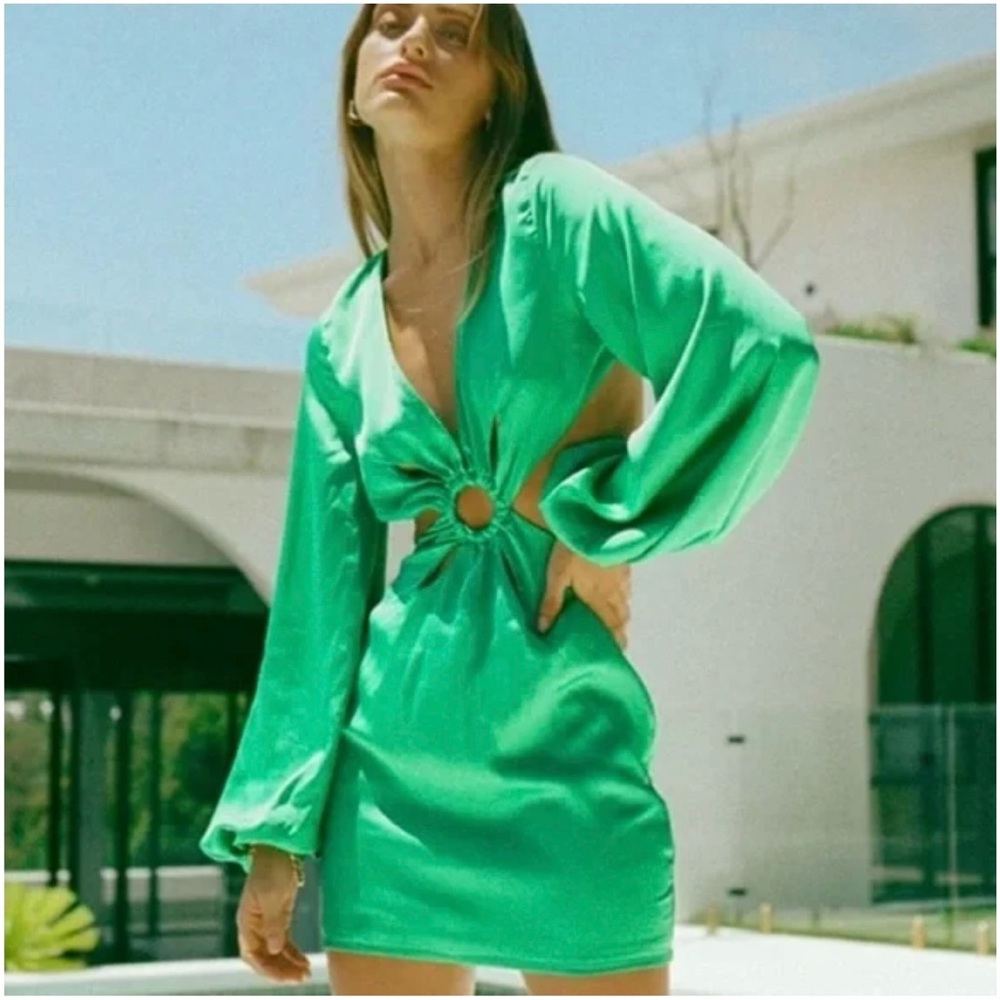 House of Harlow 1960 Vibrant Green Mod Cutout Long Puff Sleeve Dress Small